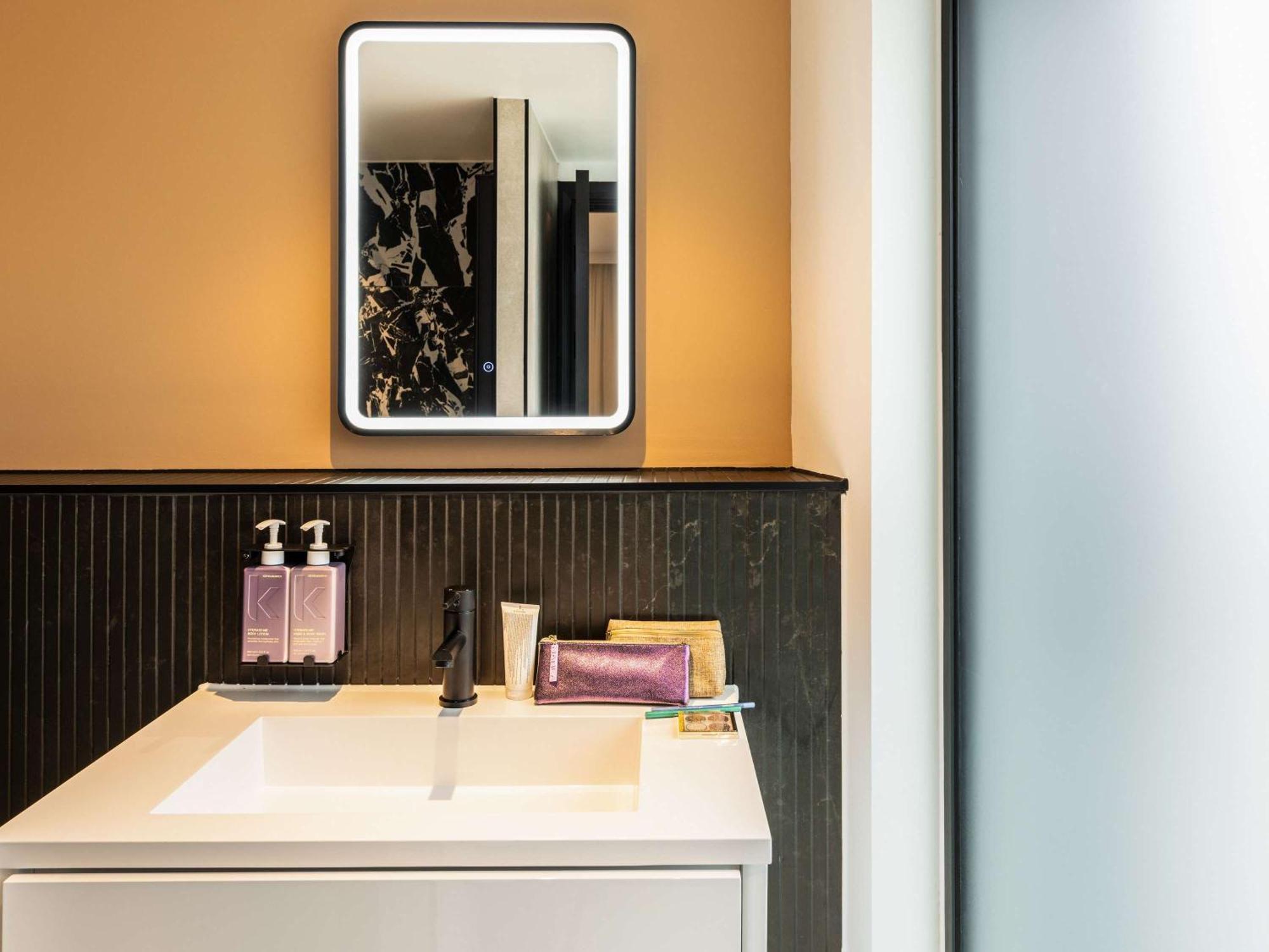 Tribe Manchester Airport By Accor Hale  Eksteriør bilde
