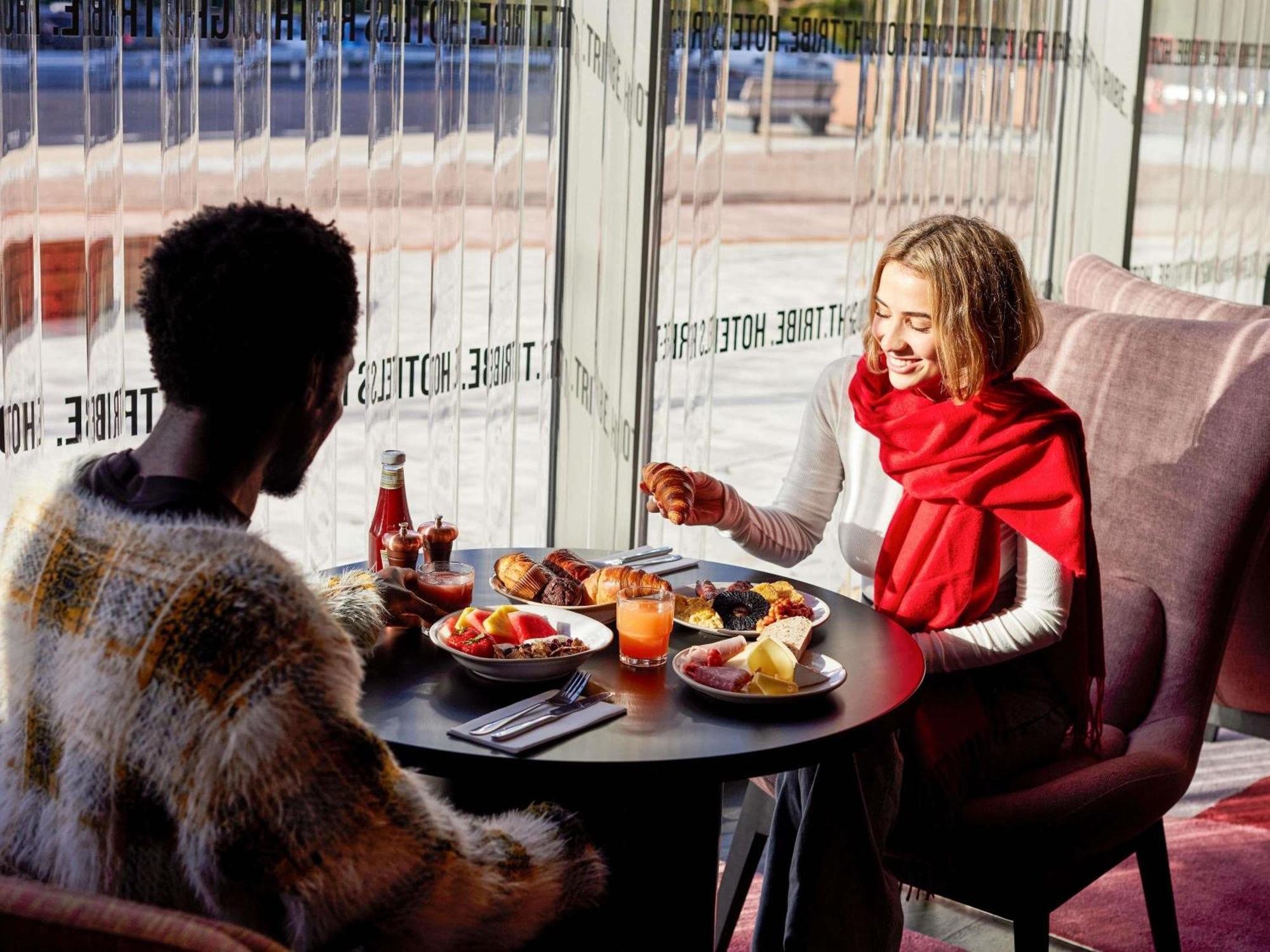 Tribe Manchester Airport By Accor Hale  Eksteriør bilde